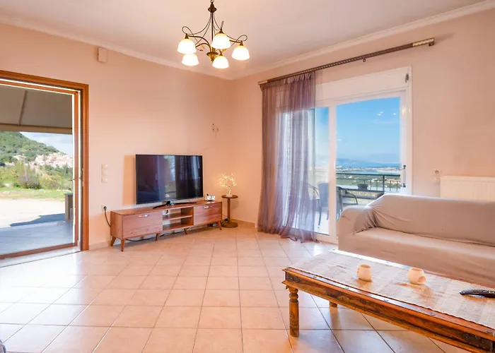 Villa Tzintzola Kato Garouna